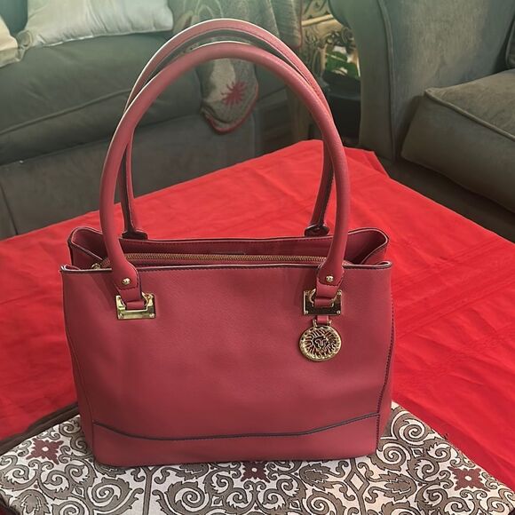 Anne Klein Tote Bag w/ Gold Embellishments - Picture 1 of 11